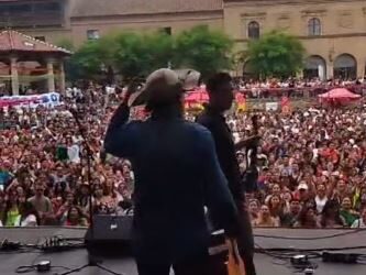 LATINOAMÉRICA: YALO CUELLAR* EL MEJOR CANTAUTOR DE LA MÚSICA CHAQUEÑA EN BARCELONA. Por Fidel Carlos Flores