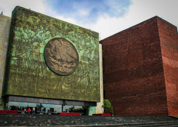 INICIO DE SEPTIEMBRE: SESIÓN DE CONGRESO GENERAL (DIPUTADOS Y SENADORES) EN SAN LAZARO