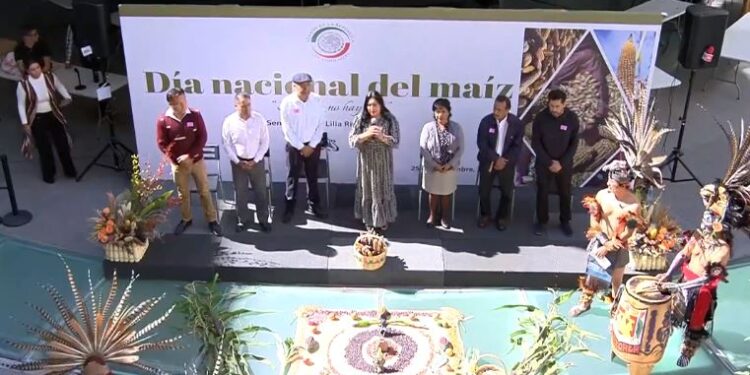 SENADO DE LA REPÚBLICA: INAUGURAN EXPOSICIÓN CON MOTIVO DEL DÍA NACIONAL DEL MAÍZ