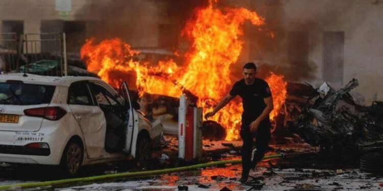 ENFRENTAMIENTO ENTRE ISRAEL Y HAMÁS DEJA AL MENOS 400 MUERTOS