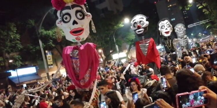 MEGA PROCESIÓN DE CATRINAS 2023 (RESUMEN DE LA MARCHA)