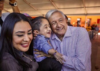 PRESIDENTE ENVIARÁ INICIATIVA CONSTITUCIONAL PARA GARANTIZAR APOYO A MENORES CON DISCAPACIDAD