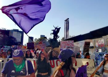 DÍA INTERNACIONAL DE LA MUJER: LA MEGAMARCHA 8-M DESBORDA EL ZÓCALO
