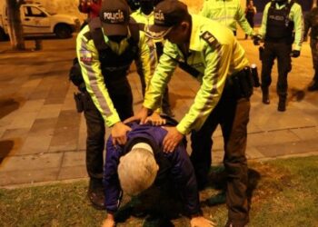 RUPUDIO INTERNACIONAL POR IRRUPCIÓN POLICIAL A EMBAJADA MEXICANA
