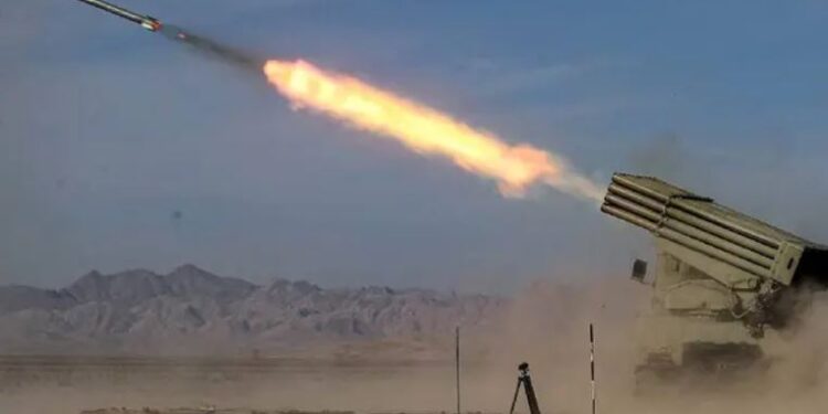 IRÁN LANZA DRONES DE ATAQUE CONTRA ISRAEL