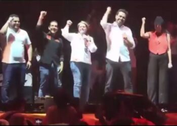 NUEVO LEÓN: TRAGEDIA EN MITIN DE MOVIMIENTO CIUDADANO, SE DESPLOMA TEMPLETE (Video)