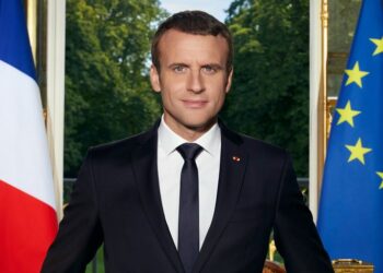 MACRON FORZADO A CONVOCAR ELECCIONES ANTICIPADAS POR AVANCE DE EXTREMA DERECHA