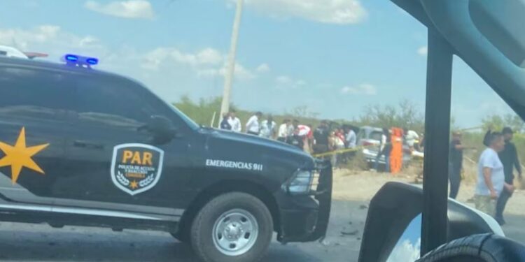 ACCIDENTE CARRETERO EN COAHUILA, INVOLUCRADO UN VEHÍCULO DE COMITIVA DE SHEINBAUM