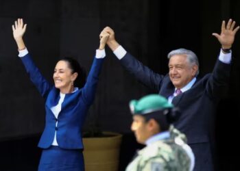 CUMBRE CLAUDIA SHEINBAUM (PRESIDENTA ELECTA) Y AMLO (PRESIDENTE ACTUAL) 1er. CONFERENCIA DE PRENSA (Video)