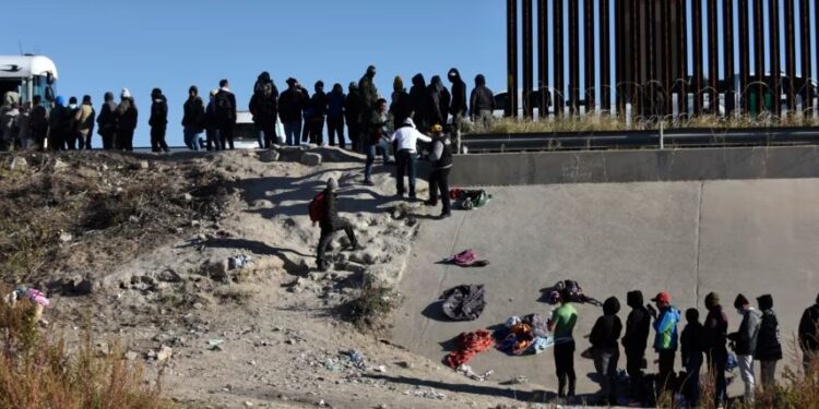 MIGRANTES MEXICANOS EN EEUU QUIEREN FORMAR PARTE DE LA 4T
