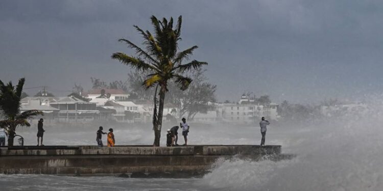 “BERYL” IMPACTARÁ A PARTIR DE LAS 23:00 HRS EN QR (MÉXICO)