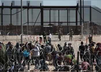 CRISIS ESTADOUNIDENSE NO ES CULPA DE MIGRANTES: AMLO