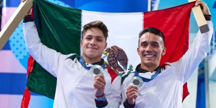 OLIMPIADAS 2024: HISTÓRICA MEDALLA DE PLATA EN CLAVADOS