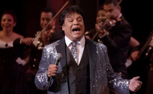 MARATÓN DE MARIACHIS Y PROYECCIÓN DEL CONCIERTO DE JUAN GABRIEL EN EL ZÓCALO