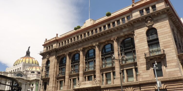 BANCO DE MÉXICO: EVIDENTES BENEFICIOS DEL “NEARSHORING” EN EL PAÍS