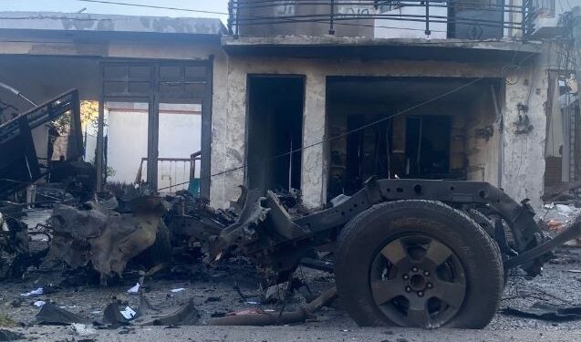 VIOLENCIA EN GUANAJUATO: 3 POLÍCIAS LESIONADOS EN LA EXPLOSIÓN DE 2 AUTOS (ACÁMBARO Y JERÉCUARO)