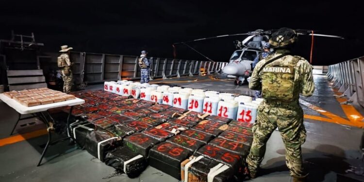 OPERACIÓN ANTIDROGAS: HISTÓRICO DECOMISO DE 8.3 TONELADAS POR LA ARMADA DE MÉXICO