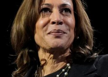 KAMALA HARRIS ACEPTA SU DERROTA Y FELICITA A DONALD TRUMP
