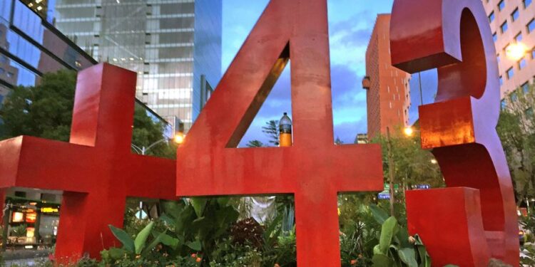 POR PRIMERA VEZ: PADRES DE LOS 43 SE REUNEN CON LA PRESIDENTA CSP
