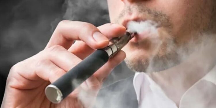 SENADO: AVANZA EN COMISIONES REFORMA CONSTITUCIONAL PARA PROHIBIR Y SANCIONAR USO DE VAPEADORES
