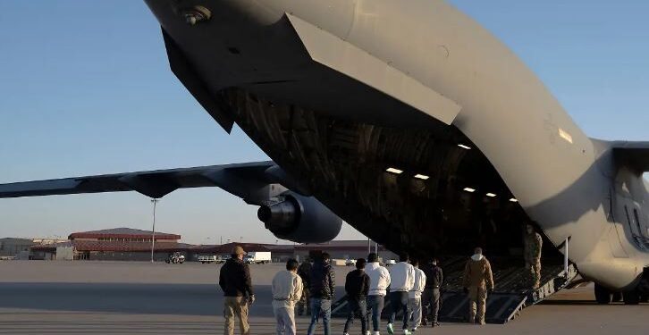 IMPIDE COLOMBIA INGRESO DE AVIONES DE EEUU CON MIGRANTES