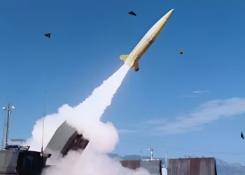 IRÁN LANZA SEIS MISILES CONTRA BASES DE EEUU EN QATAR