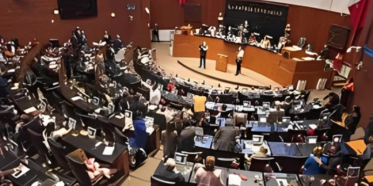 SENADO: APRUEBA REFORMA Y CREA COMISIÓN NACIONAL ANTIMONOPOLIO