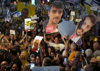 UN MILLÓN DE ISRAELÍES EXIGEN EL FIN DE LA GUERRA EN GAZA (PALESTINA)