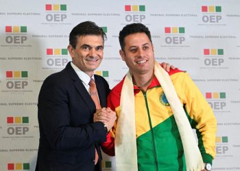 FRAGMENTACIÓN Y DESPLAZAMIENTO DEL BLOQUE POPULAR BOLIVIANO HACIA NUEVOS ACTORES. Por Fidel Carlos Flores (*)