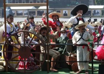 ANIVERSARIO DE LA REVOLUCIÓN MEXICANA: EL DESFILE REIVINDICARÁ A MUJERES REVOLUCIONARIAS Y MEDALLISTAS OLÍMPICOS