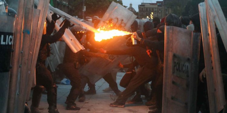 FISCALÍA CDMX: “SE IDENTIFICÓ PLENAMENTE A LÍDERES DEL BLOQUE NEGRO”