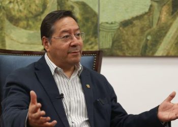 BOLIVIA: LUIS ARCE, EX PRESIDENTE ES APREHENDIDO POR PRESUNTO CASO DE CORRUPCIÓN EN EL FONDO INDÍGENA