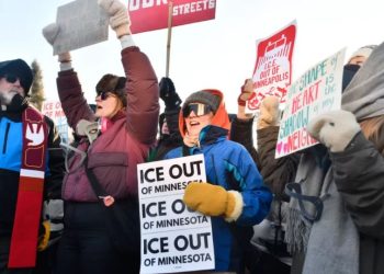 EEUU: PROTESTA NACIONAL EXIGE FRENAR LA BRUTALIDAD DEL ICE