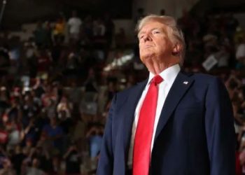 DONALD TRUMP: “YO SOY UN DICTADOR, A VECES SE NECESITA…”, ADMITE EN DAVOS