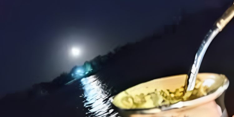 LA LUNA Y EL MATE. Por Walter del Carpio Barroso (*)