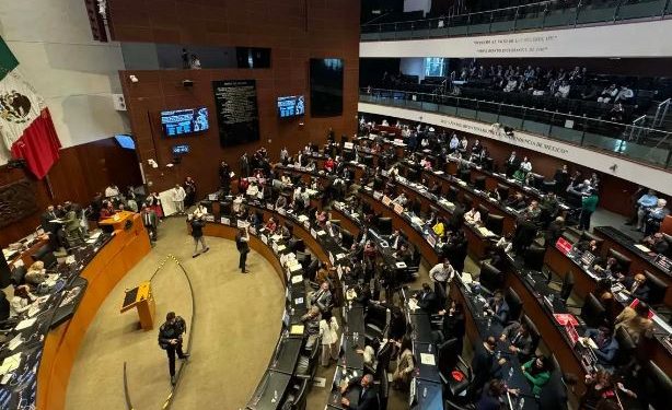 SENADO APRUEBA SEMANA LABORAL DE 40 HORAS Y TURNA REFORMA CONSTITUCIONAL A CÁMARA DE DIPUTADOS