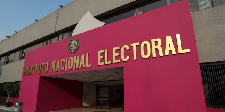 TIEMPOS DE DESTAPES, TIEMPOS DE VIOLACIONES ELECTORALES. Por Ignacio García (*)