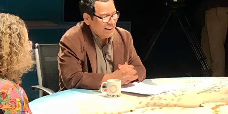 EL OFICIO DE NO MORIRSE CALLADO (Crónica). Por Fidel Carlos Flores (*)