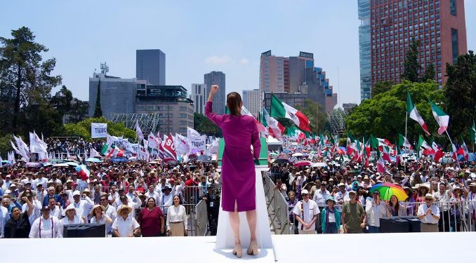 LA PRESIDENTA MÁS EMPODERADA QUE NUNCA. Por Diego Vega (*)