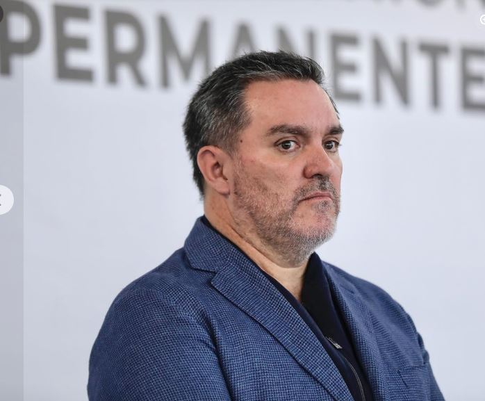 LOS DESPOJOS, FEDERICO DORING Y EL ARTE AZUL DEL ENGAÑO. Por Miguel Ángel Velázquez (*)